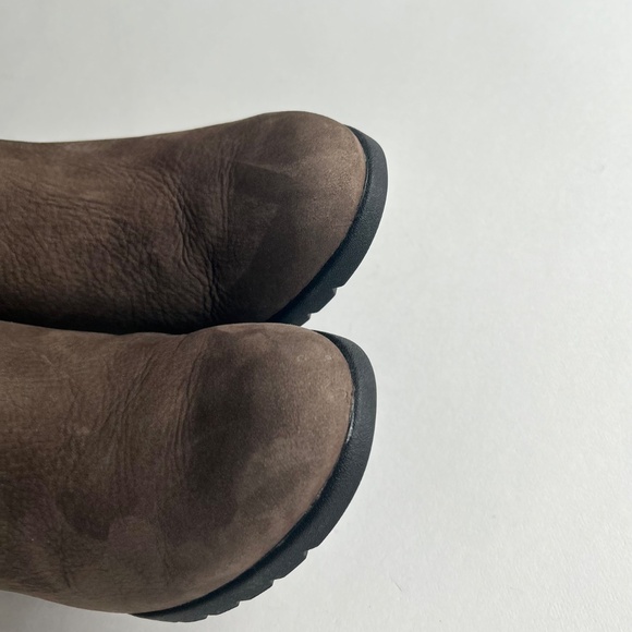 UGG Chocolate Brown Suede Genuine Leather Sheepskin Lining Mid Calf Boots size 8 - Picture 12 of 16